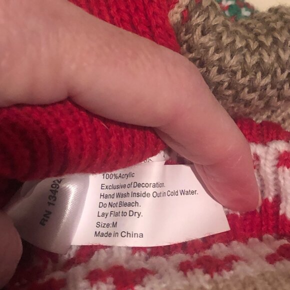 Dog Pet Apparel Pup Crew Holiday Reindeer Colorful Sweater Size Medium - Picture 6 of 6